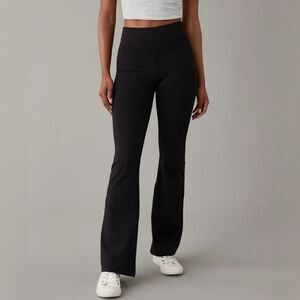 American Eagle Women's Black The Everything Highest Waist Flare Legging